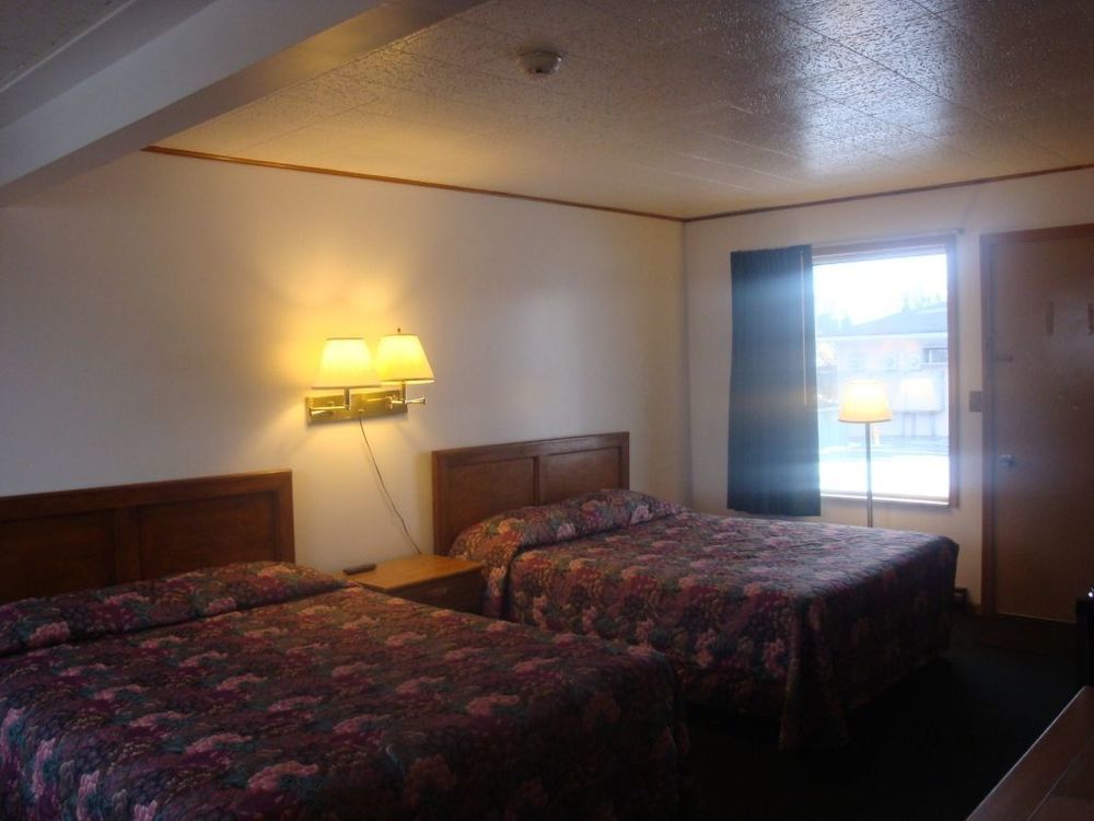 Currys Motel By Oyo Saginaw Mi Pokoj fotografie
