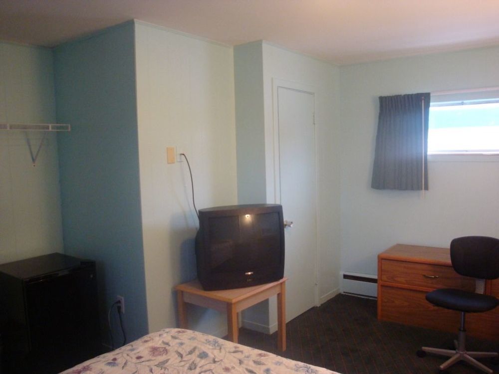 Currys Motel By Oyo Saginaw Mi Pokoj fotografie